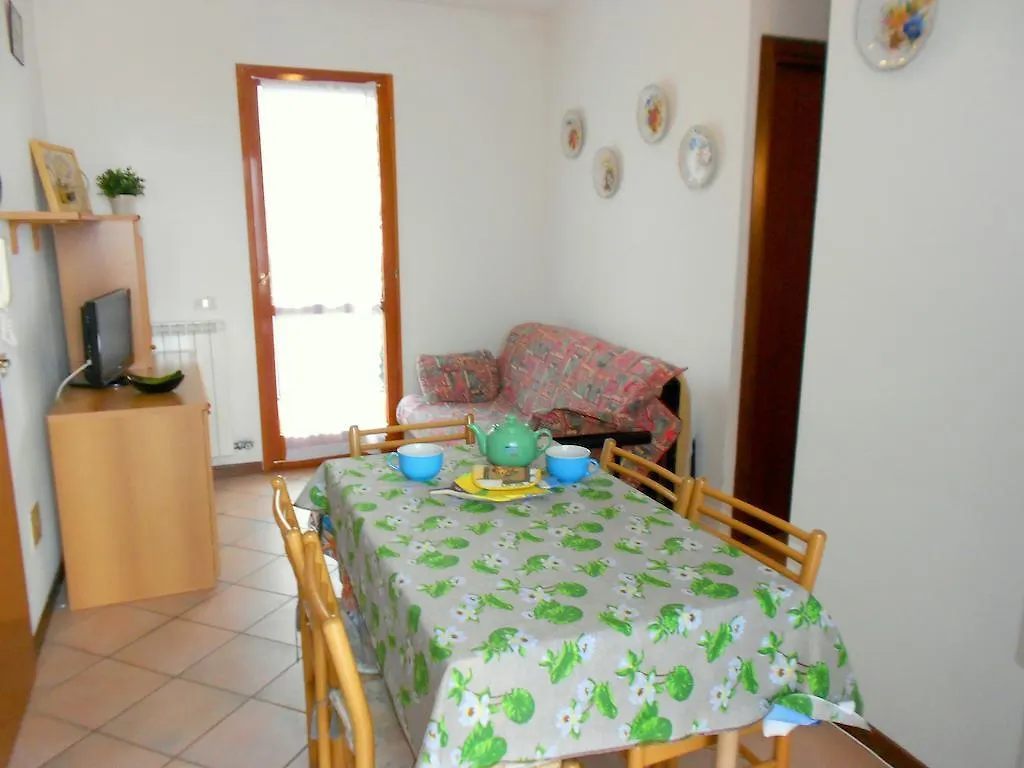 Apartment Appartamento Capri Rosolina Mare Italy